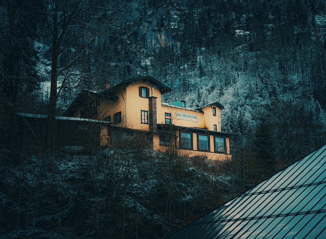Photo unusual house